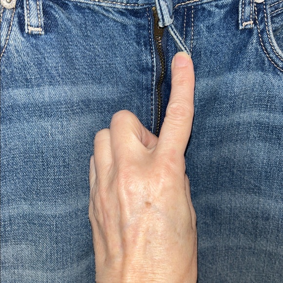 Free People NWOT West Coast Relaxed Flare Jeans Size 28 in Humble - Picture 10 of 13